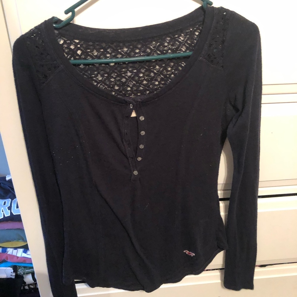 Black shirt